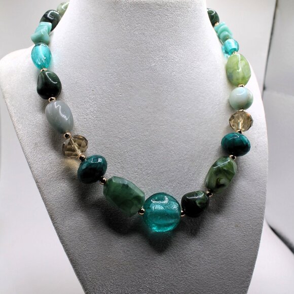 Avon Jewelry - Avon Green Goddess Necklace NIB